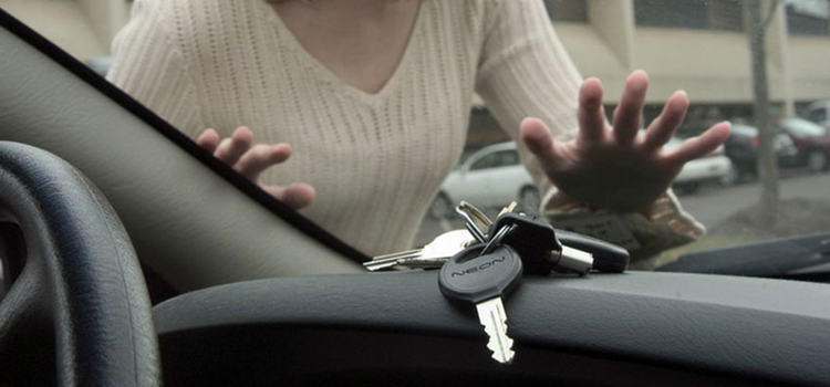 vehicle lockout service Bermuda Dunes